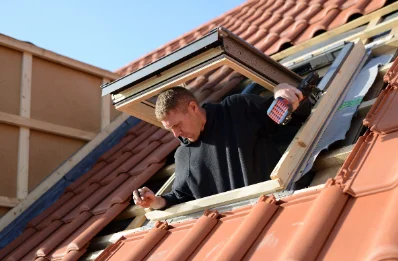 Pose de fenêtres de toit Velux à Gommerville